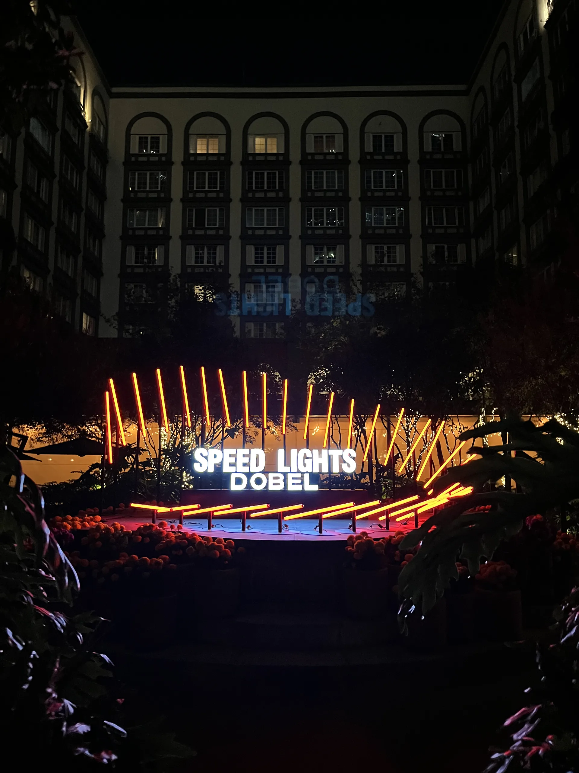 Speedlights By DOBEL - Fórmula 1 Four Seasons CDMX — imagen 2