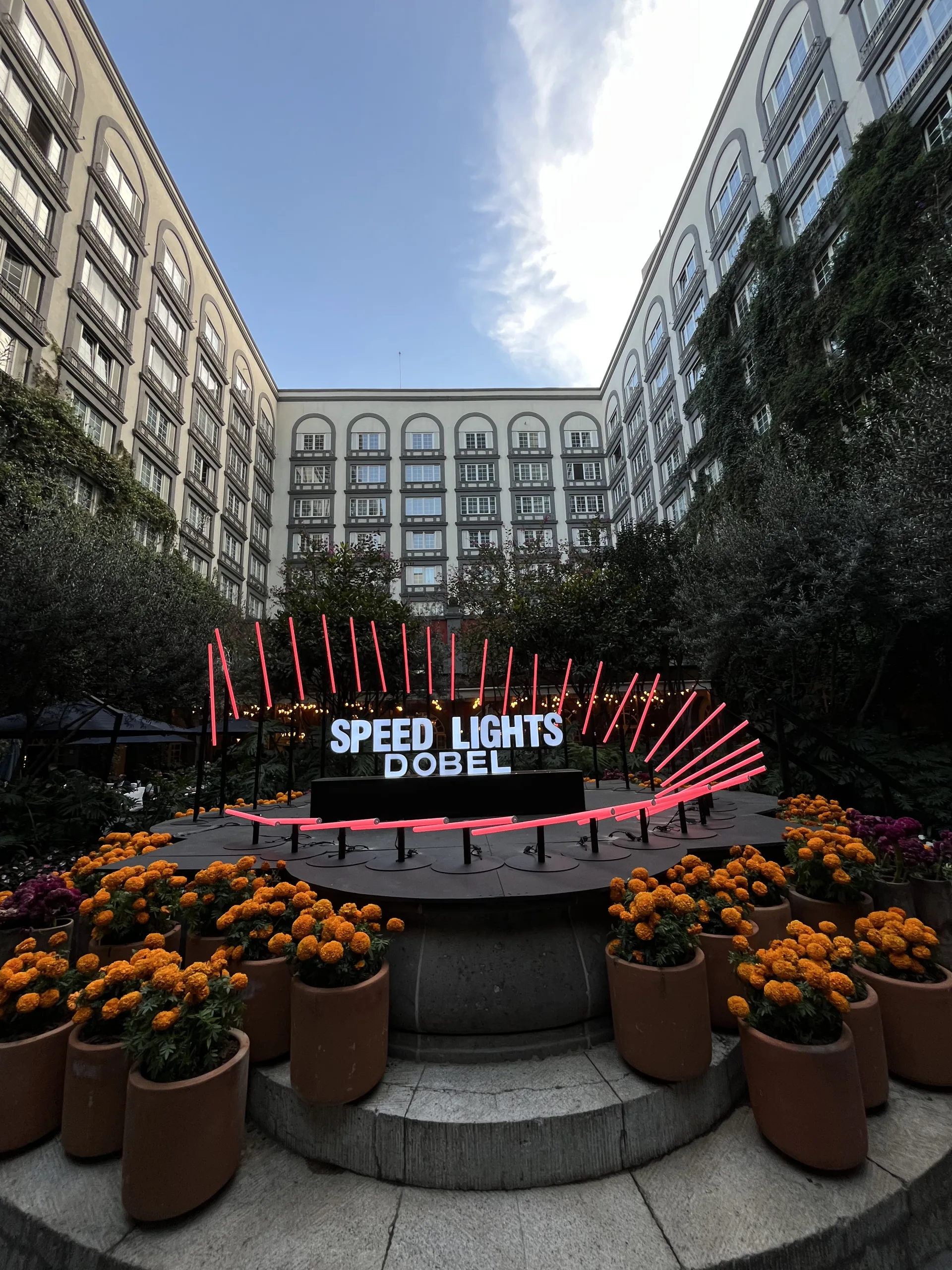 Speedlights By DOBEL - Fórmula 1 Four Seasons CDMX — imagen 3